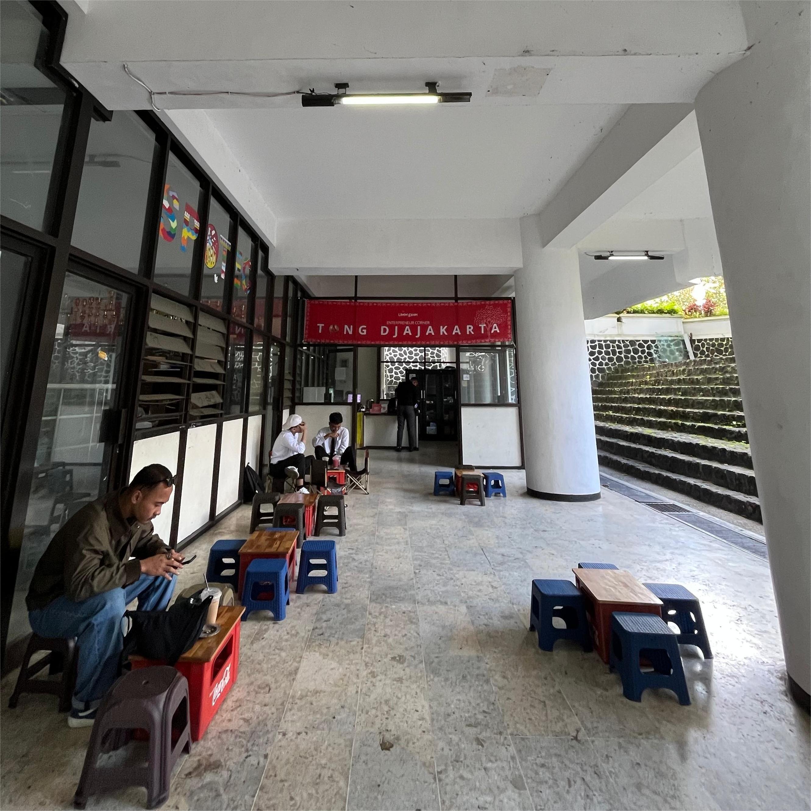 Tempat Kedai Tong Djajakata